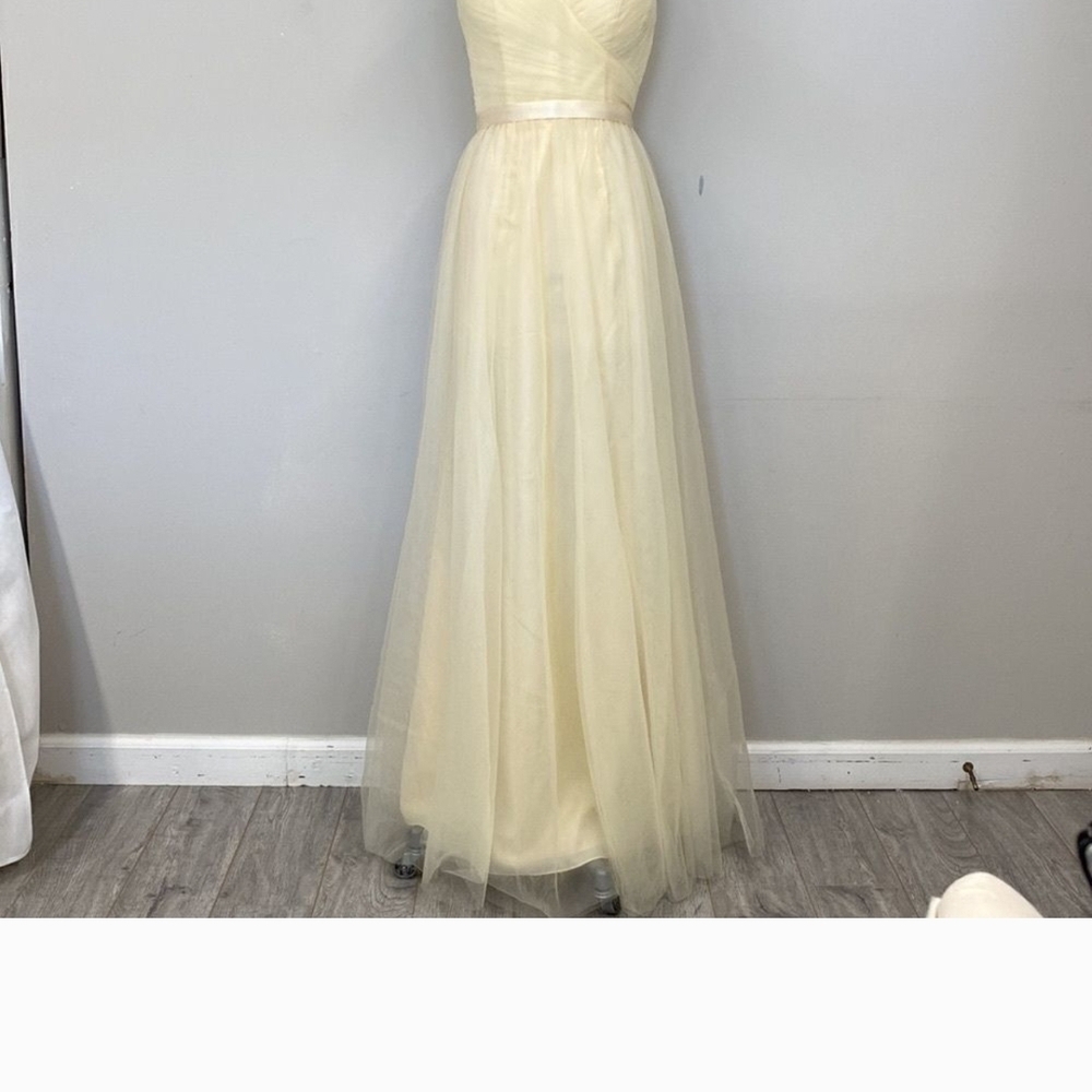 Elegant Strapless Cream Tulle Evening Dress